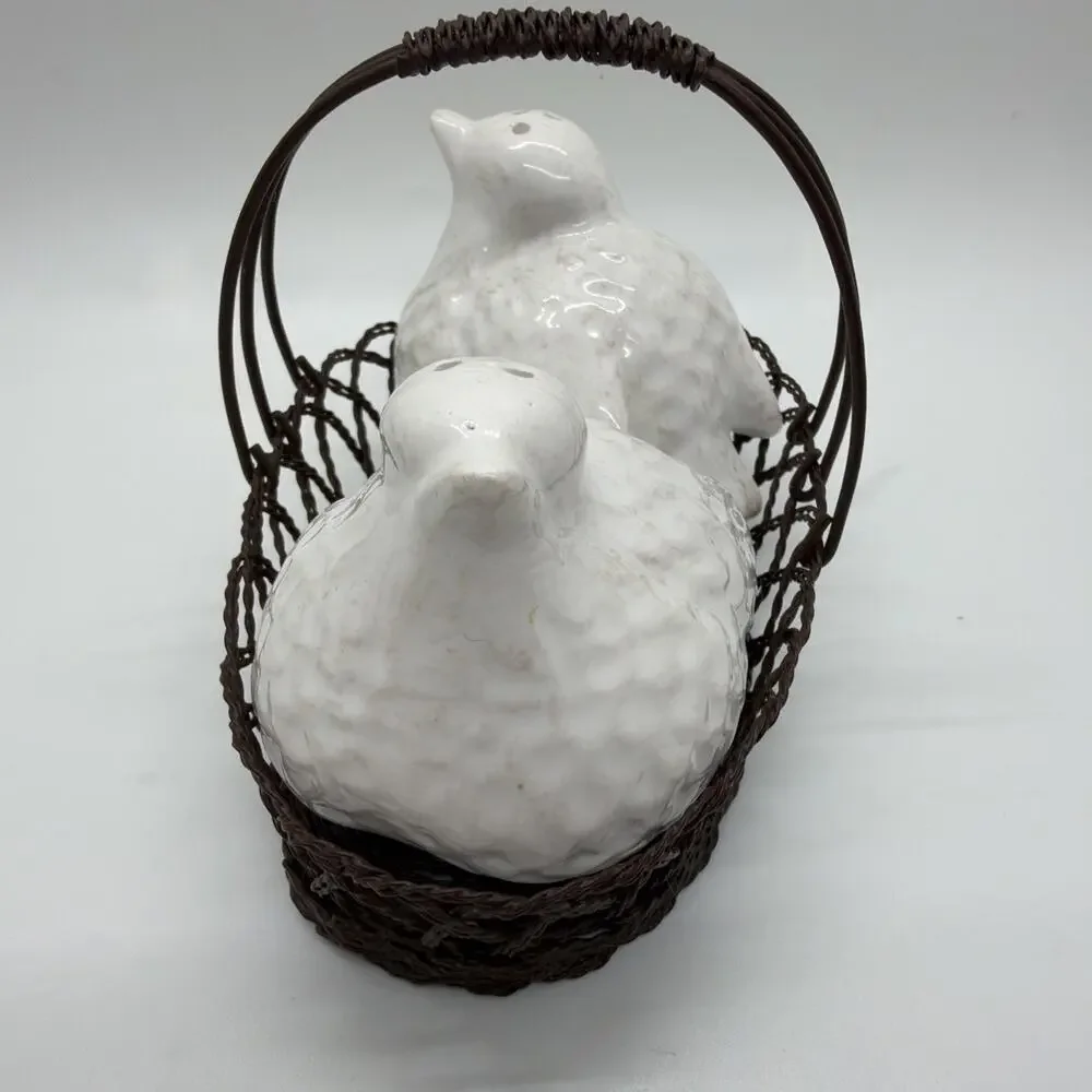 Chicks Birds Salt Pepper Shakers in Wire Country Basket Ceramic